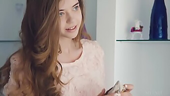 Increíble Chica Europea De 18+, Kay Jay, En Video Porno Suave