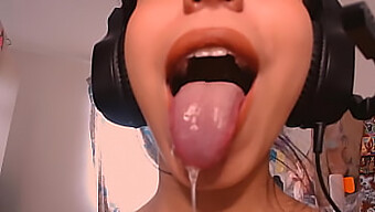 Xuất Tinh Lên Khuôn Mặt: Trải Nghiệm Ahegao Tuyệt Vời - Những Cô Gái Đầy Đặn Trong Hành Động