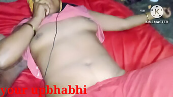 Bhabhi Indienne Poilue Baise Et Jouit En Position 69