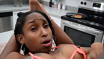 Amateur Ebony Porn: Porsha Carrera Licks Lana Ryder