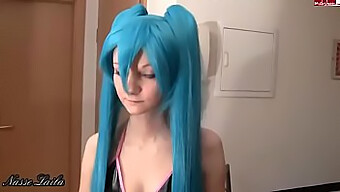 Hentai Porno S Cosplay Nemško Najstnico, Ki Jo Jebejo