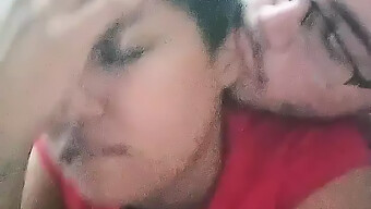 Esposa Amateur Recibe Una Mamada Y Follada De Su Marido