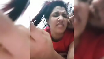 Joven Colombiana De 18 Años Recibe Una Follada En Su Coño Por La Polla De Su Novio