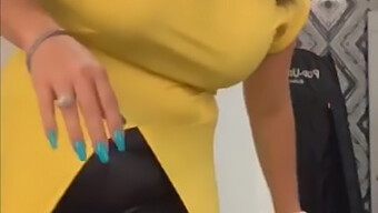 Carolina'S Mature Hands Stroke Her Ass