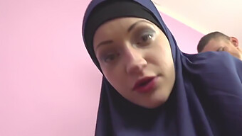 Caught On Camera: A Horny Muslim Woman Enjoys A Handjob And Oral