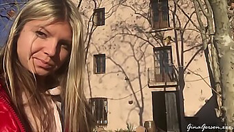 Sexo Público De Barcelona Con Una Teen Flaca