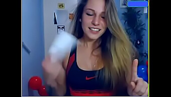 Cute Teen'S Amazing Blonde Sky Performance On Cam