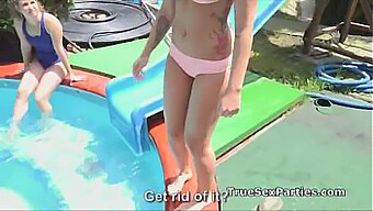 Gadis-Gadis Bikini Amatur Diliwat Oleh Sekumpulan Lelaki Yang Berahi