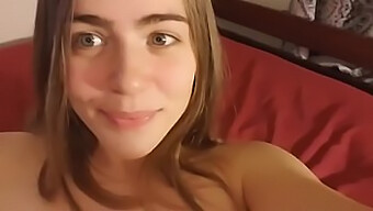 Teen Peluda Follada Por Amateurs De 18+